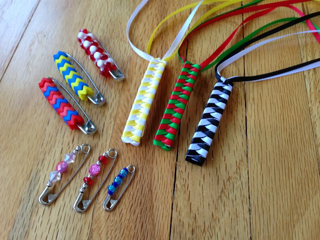 Bringing Sassy Back – Friendship Pins & Ribbon Barrettes
